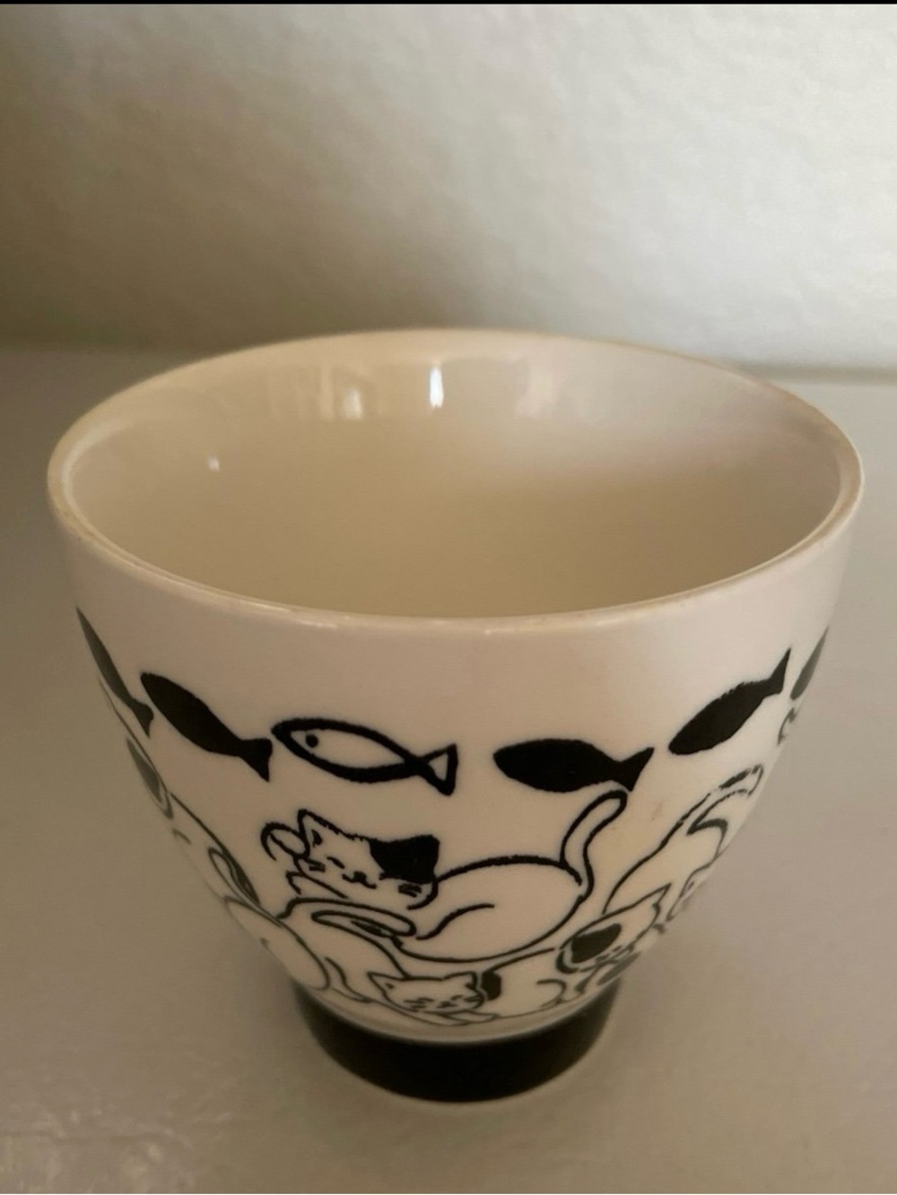 Vintage ceramic cat cup